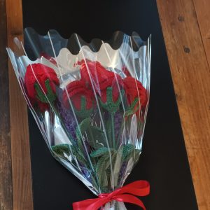 Rote Rosen Handgemacht gehäkelte 1520
